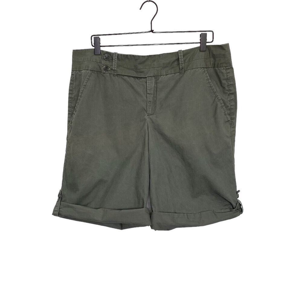 Jeanstar Shorts Womens Size 33 Bermuda Green Tabbed Cuff Back Flap Button Pocket